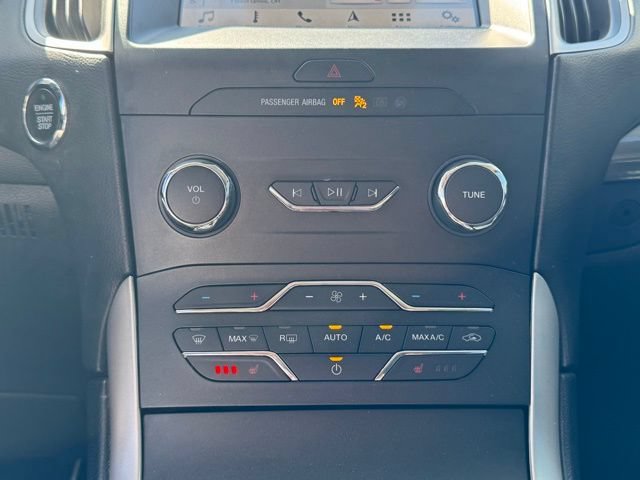 Certified 2019 Ford Edge SEL w/ Equipment Group 201A AWD/4WD image 39