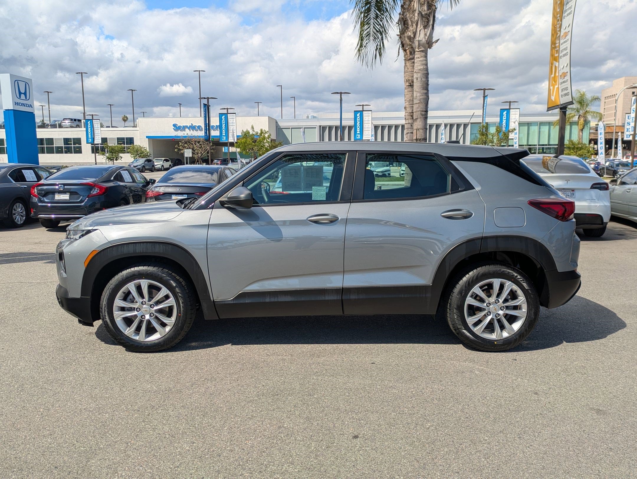 Used 2023 Chevrolet TrailBlazer LS image 8
