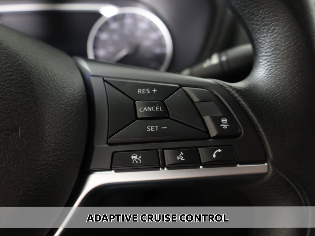 Used 2024 Nissan Sentra SV image 3