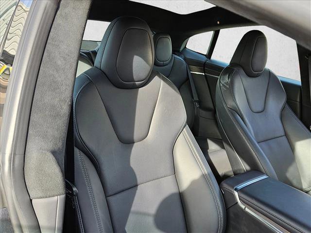 Used 2022 Tesla Model S image 21