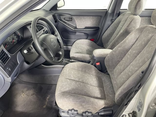 Used 2003 Hyundai Elantra GLS FWD image 2