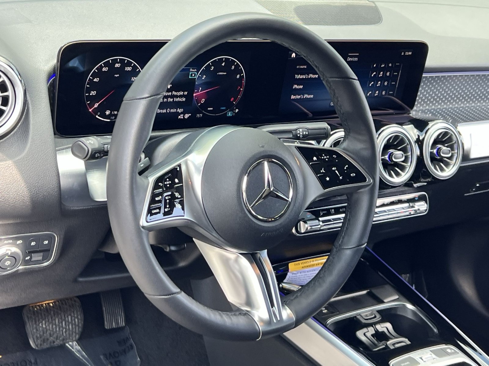 Used 2026 Mercedes-Benz GLB 250 4MATIC image 21