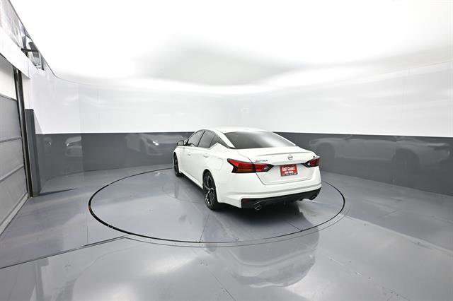 Used 2025 Nissan Altima 2.5 SR image 4