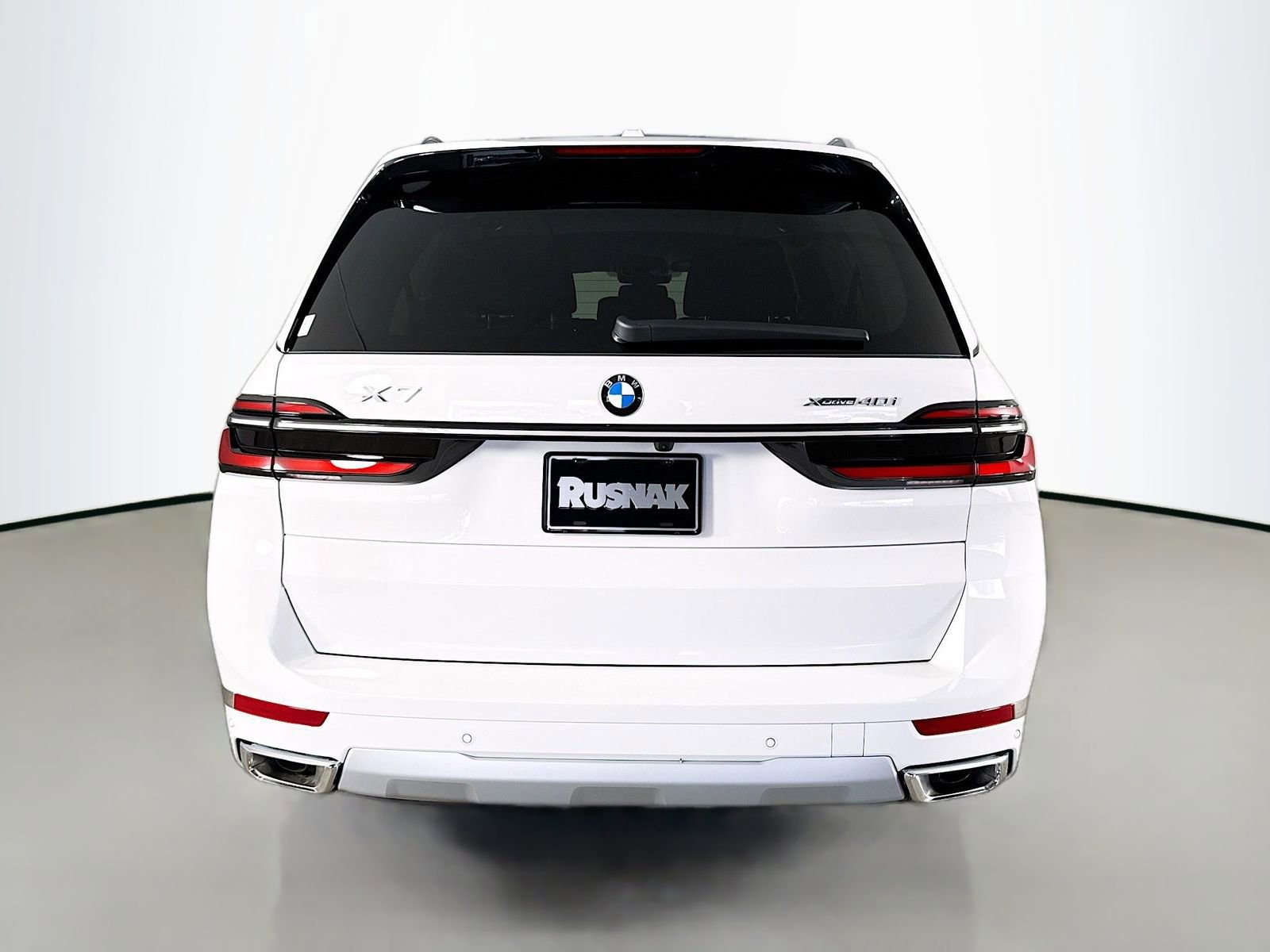 Used 2026 BMW X7 xDrive40i w/ Premium Package image 6