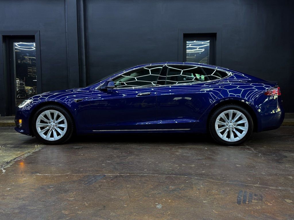 Used 2017 Tesla Model S 60D image 5