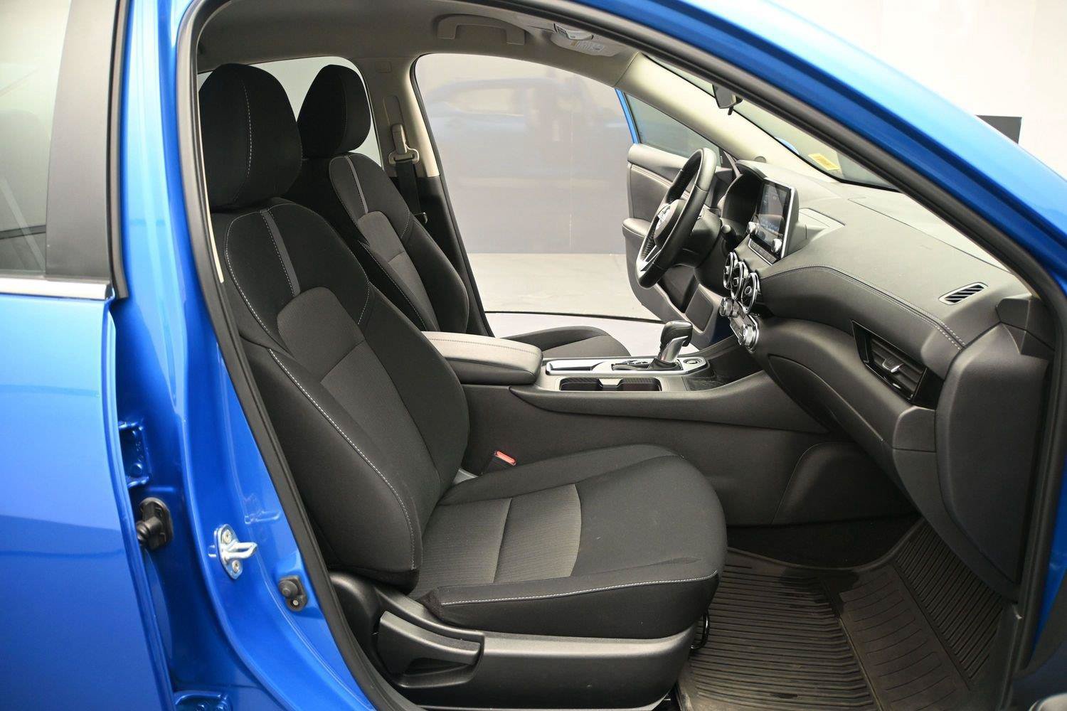 Certified 2023 Nissan Sentra SV w/ All-Weather Package FWD image 15