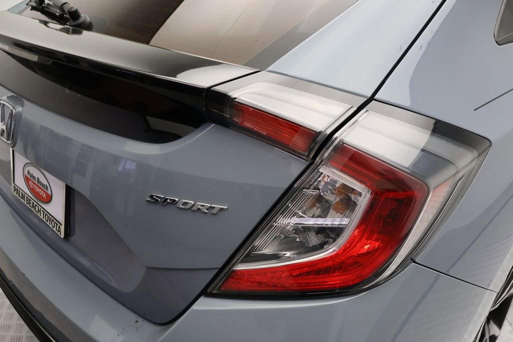 Used 2017 Honda Civic Sport image 9