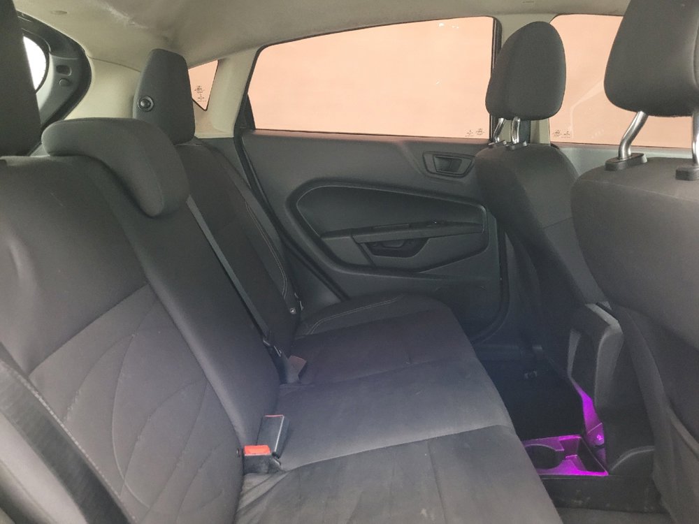 Used 2018 Ford Fiesta SE image 19