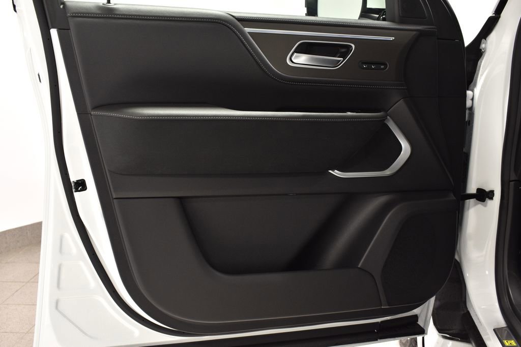 New 2026 INFINITI QX80 Luxe w/ Cargo Package image 10