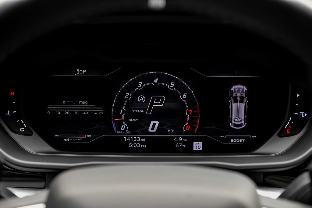 Used 2022 Lamborghini Urus image 16