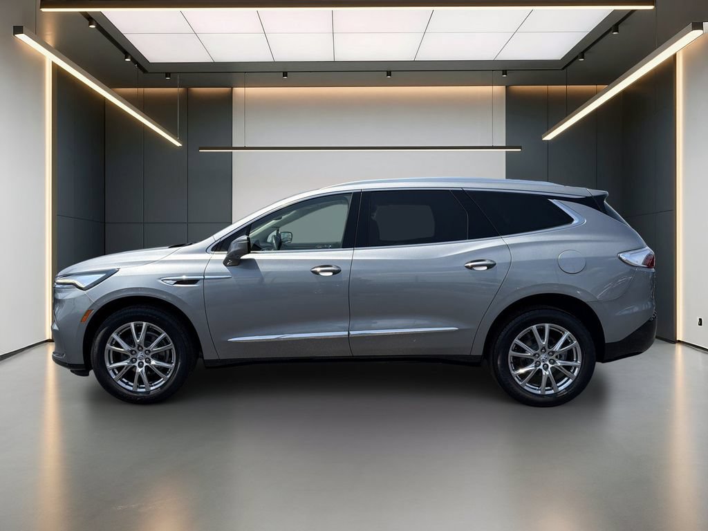 Used 2023 Buick Enclave Essence w/ Experience Buick Package FWD image 2