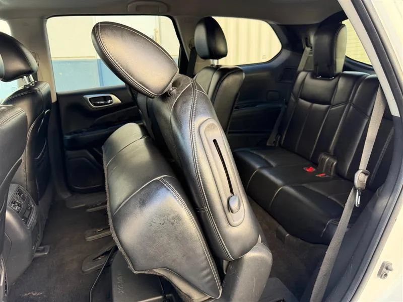 Used 2015 Nissan Pathfinder Platinum AWD/4WD image 44