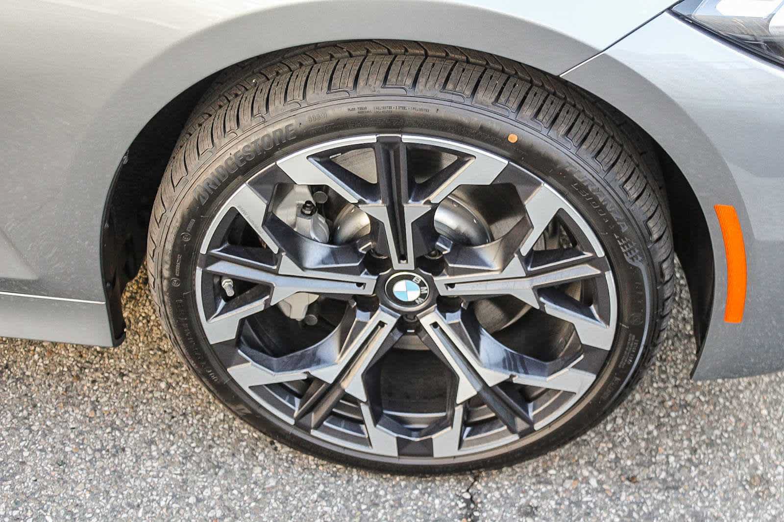 Used 2026 BMW 330i Sedan w/ Premium Package RWD image 9