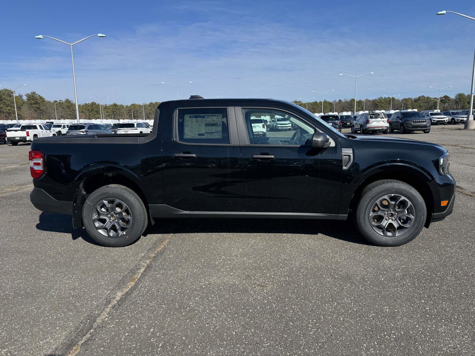 New 2026 Ford Maverick XLT image 9