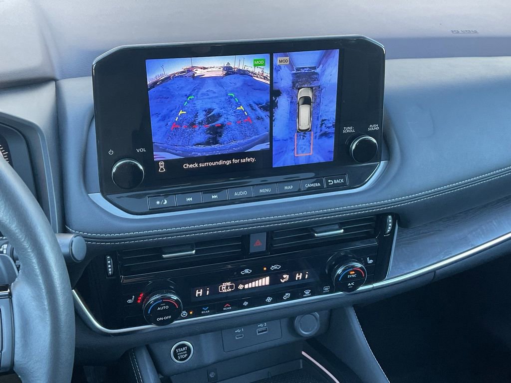 Used 2022 Nissan Rogue Platinum w/ Head-Up Display Package image 14