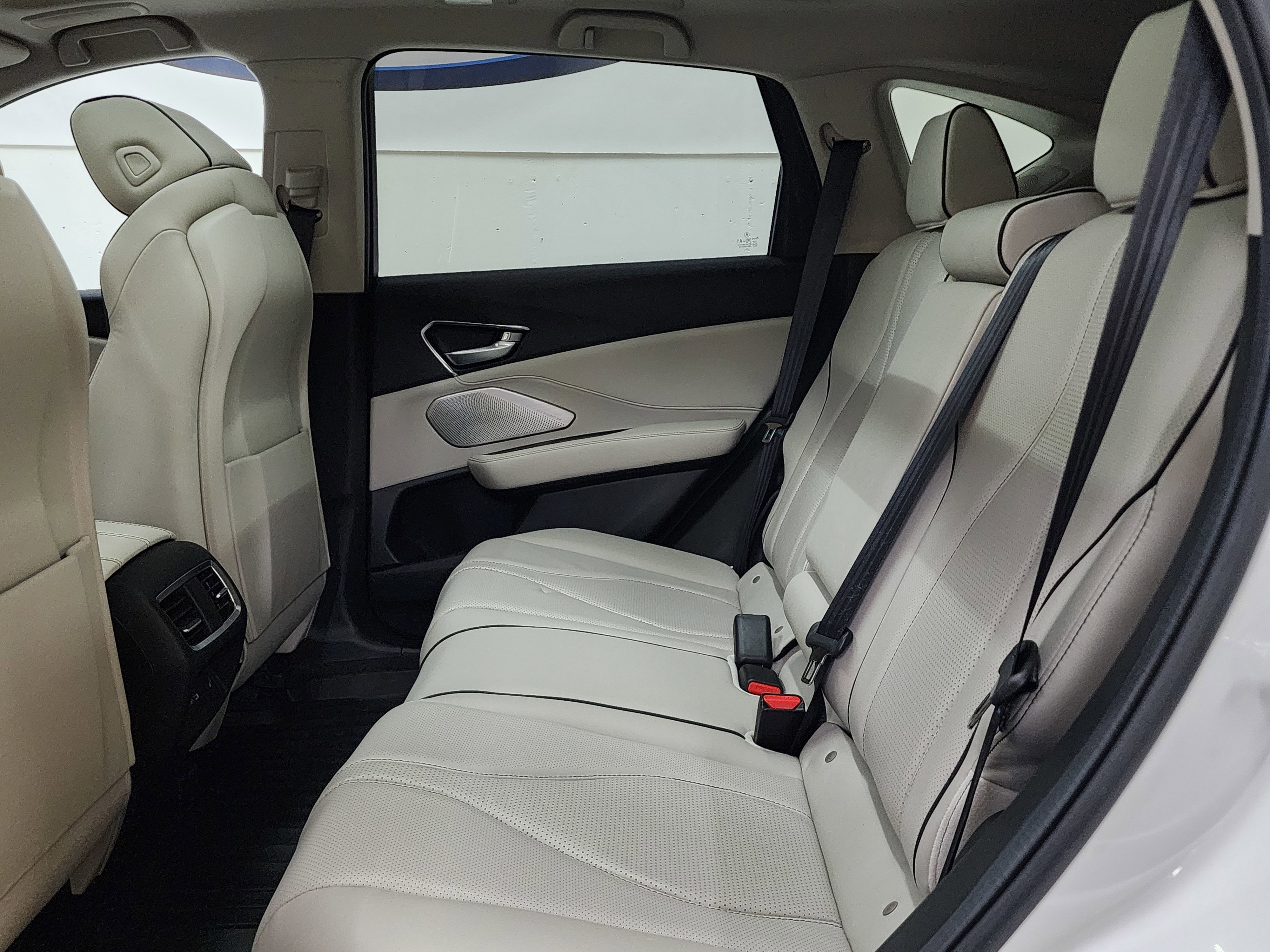 Used 2025 Acura RDX SH-AWD w/ Advance Package image 17