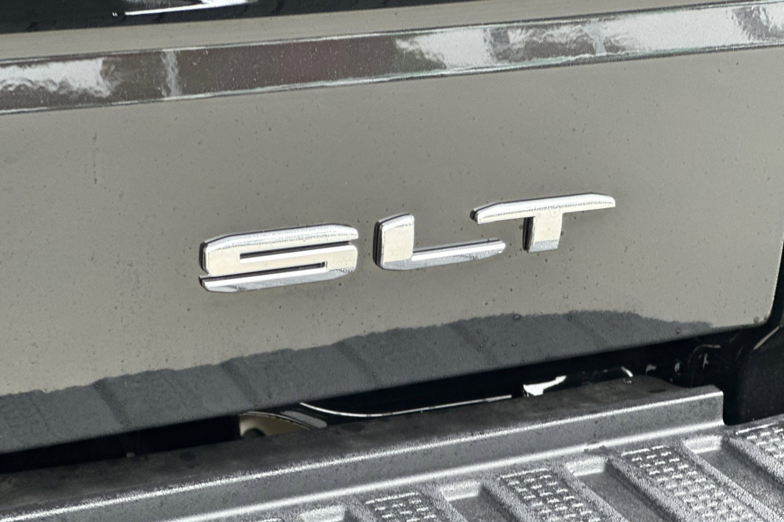 New 2026 GMC Sierra 1500 SLT w/ SLT Convenience Package image 27