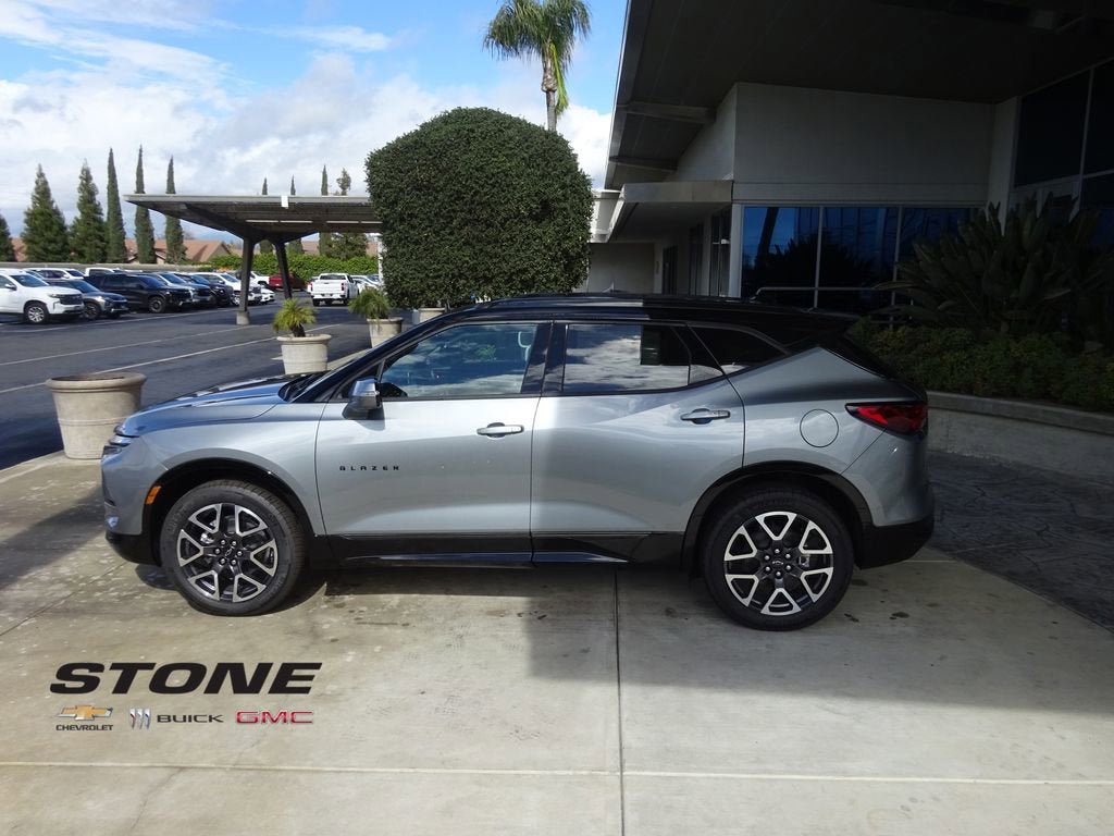 New 2026 Chevrolet Blazer RS w/ Driver Confidence II Package FWD image 5