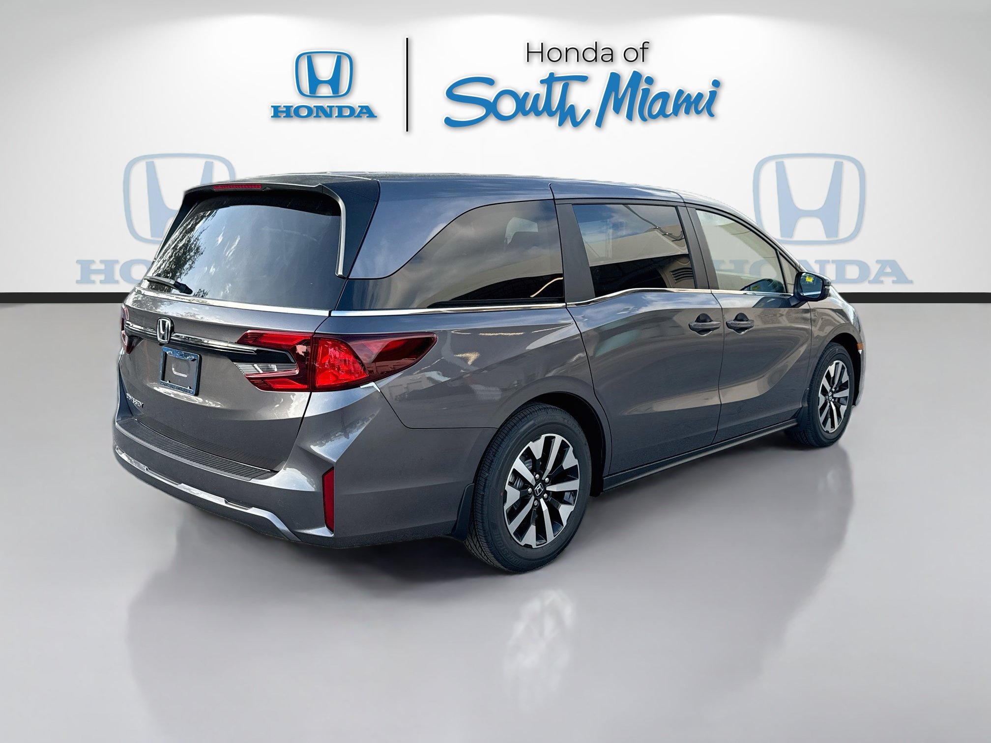 Certified 2026 Honda Odyssey EX-L image 7
