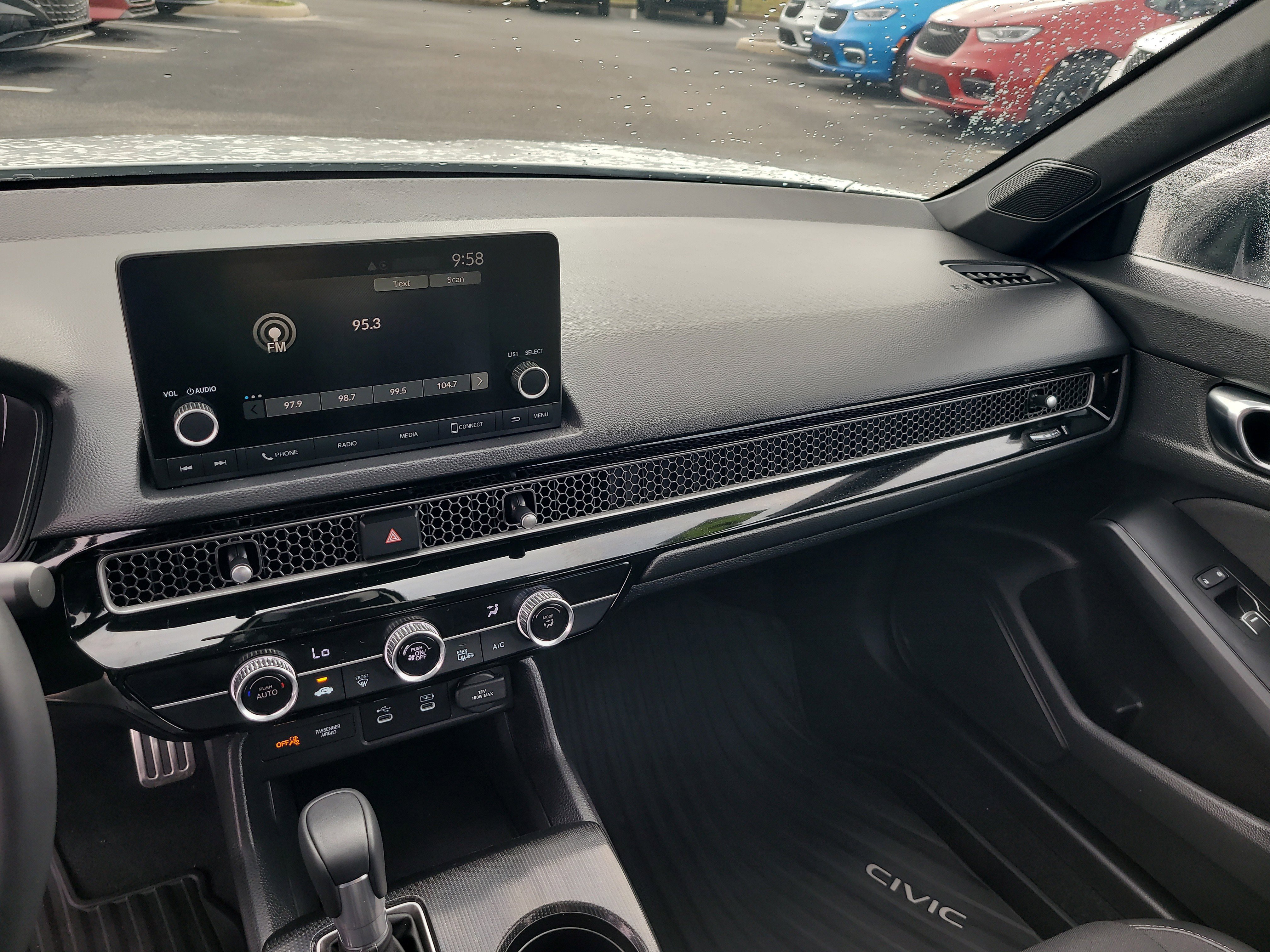 Used 2025 Honda Civic Sport image 19