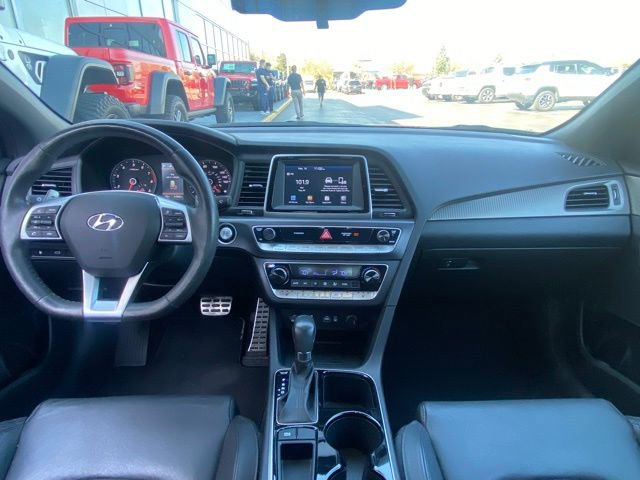 Used 2019 Hyundai Sonata Sport image 16