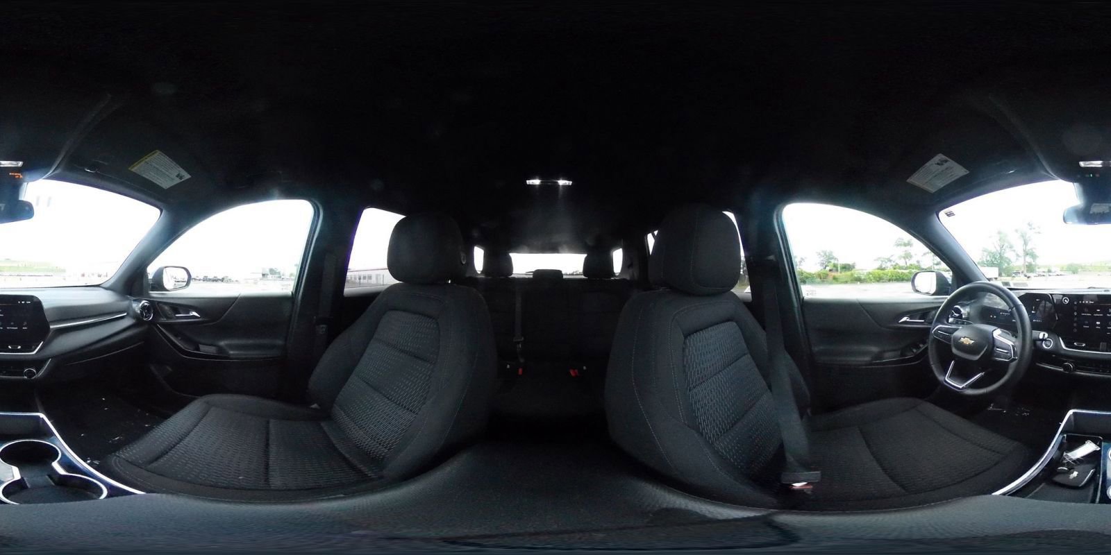 Used 2025 Chevrolet Equinox LT FWD image 41
