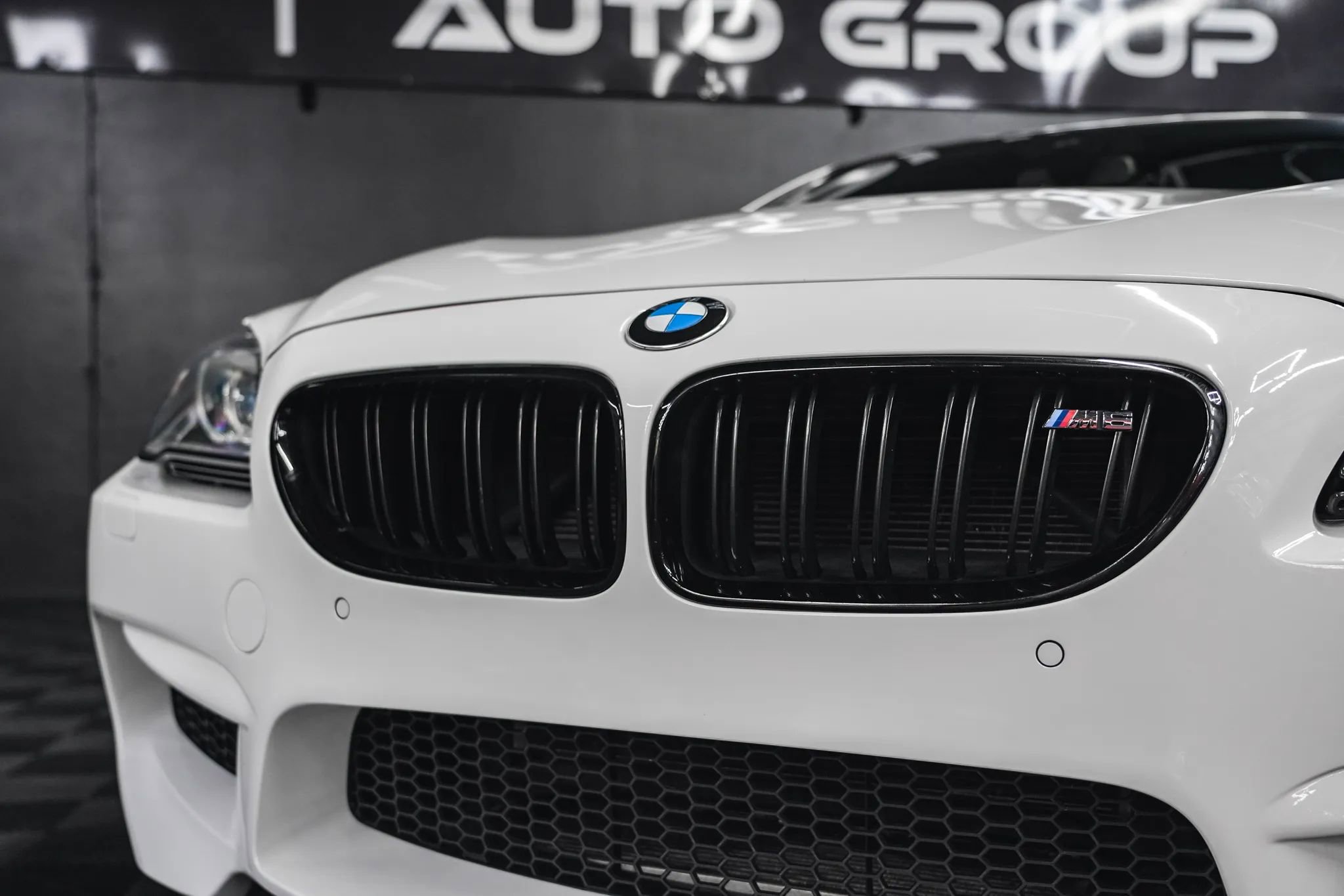 Used 2016 BMW M6 Gran Coupe w/ Executive Package RWD image 4
