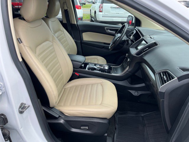 Used 2019 Ford Edge SEL w/ Equipment Group 201A AWD/4WD image 19