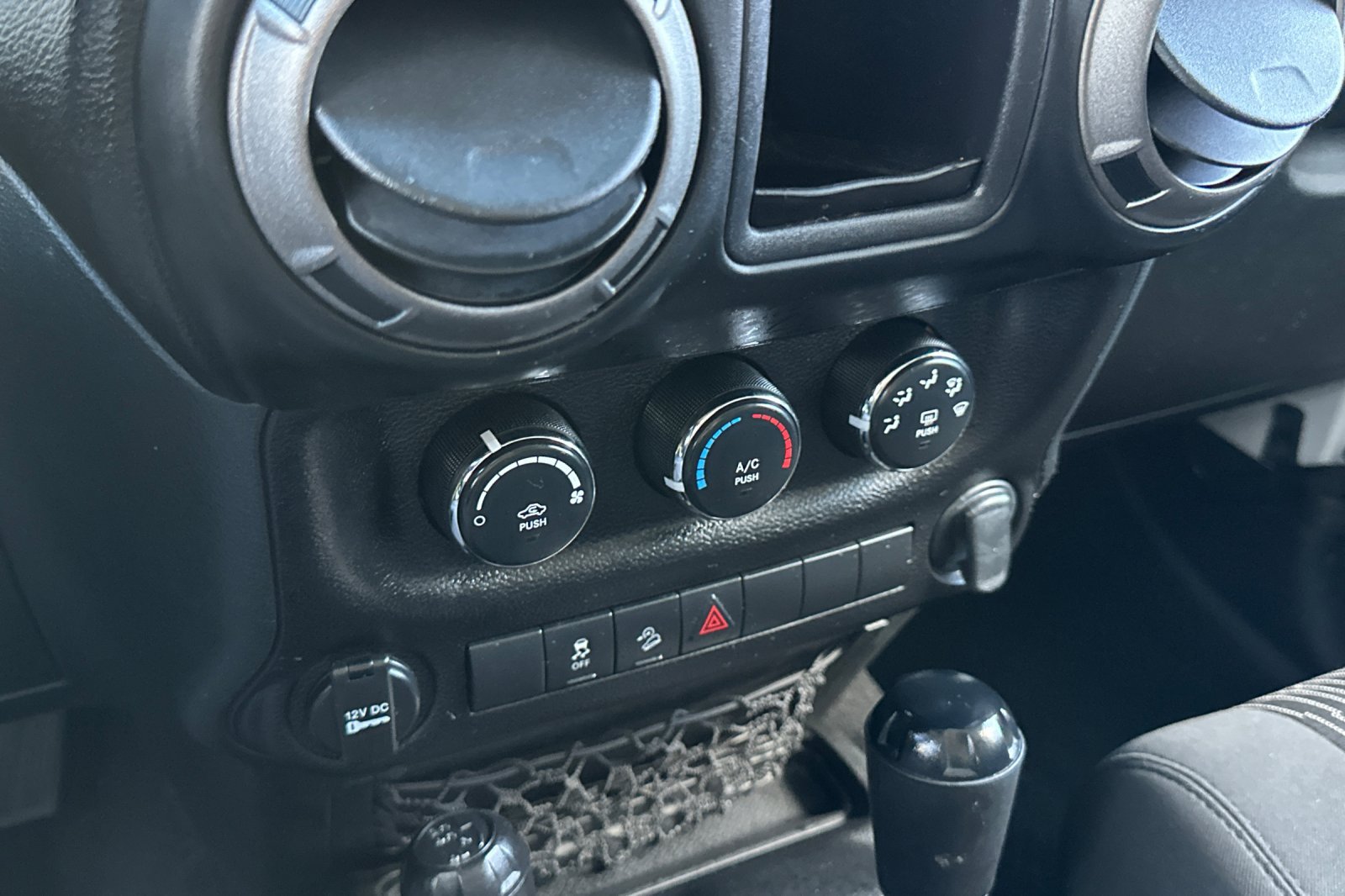 Used 2012 Jeep Wrangler Sport AWD/4WD image 29
