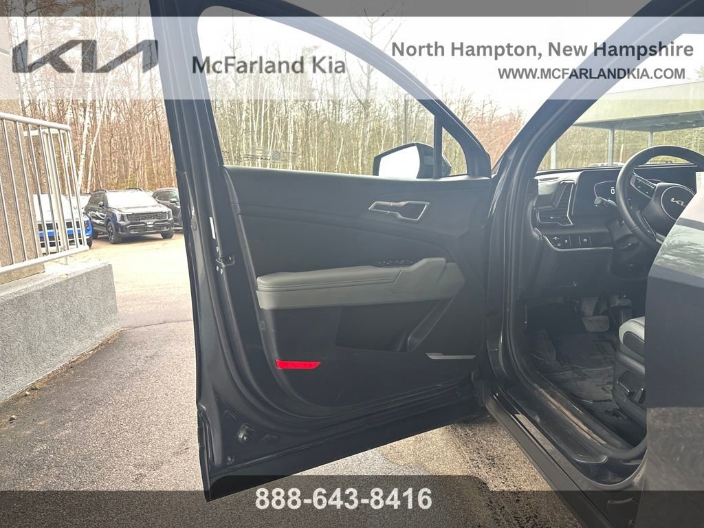Used 2023 Kia Sportage X-Line w/ X-Line Premium Package AWD/4WD image 12