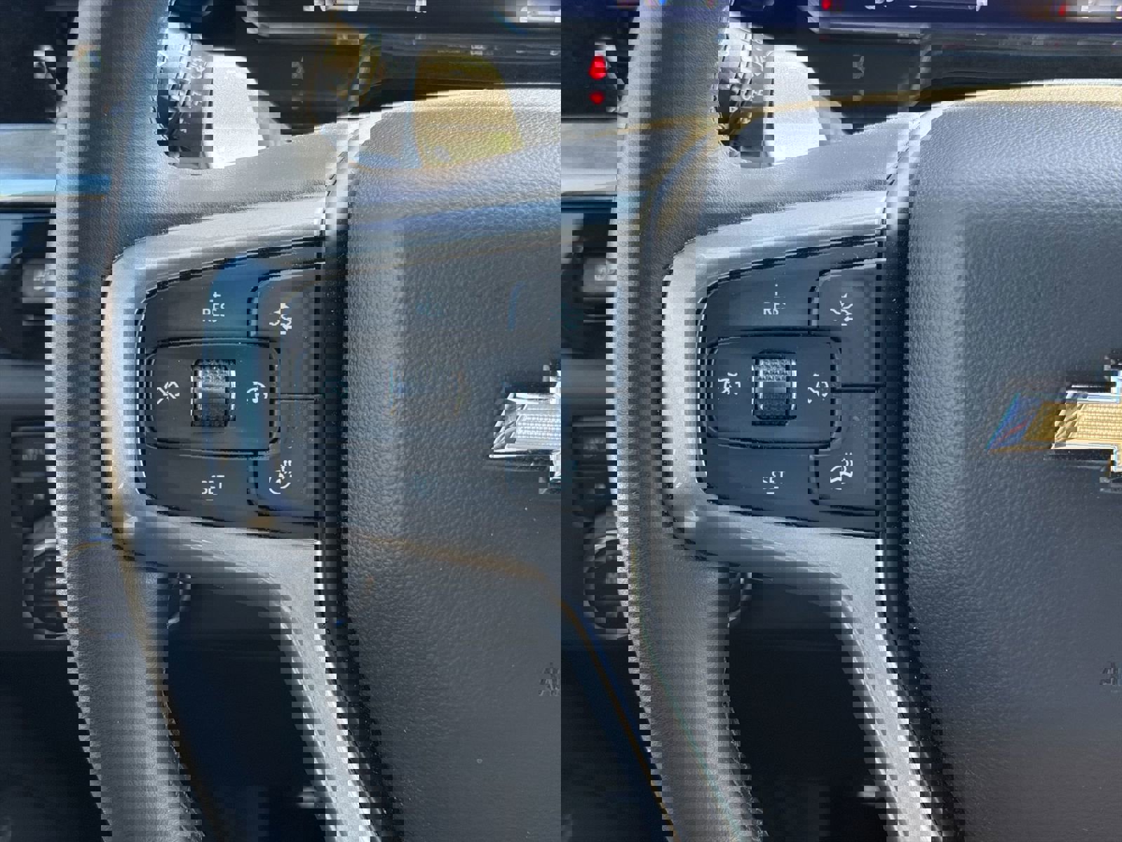 Used 2025 Chevrolet Silverado 1500 LTZ w/ LTZ Premium Package image 19