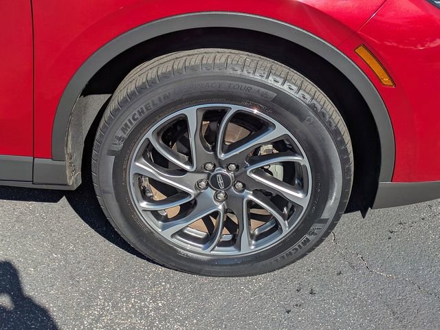 Used 2022 Lincoln Corsair AWD w/ Equipment Group 101A image 9