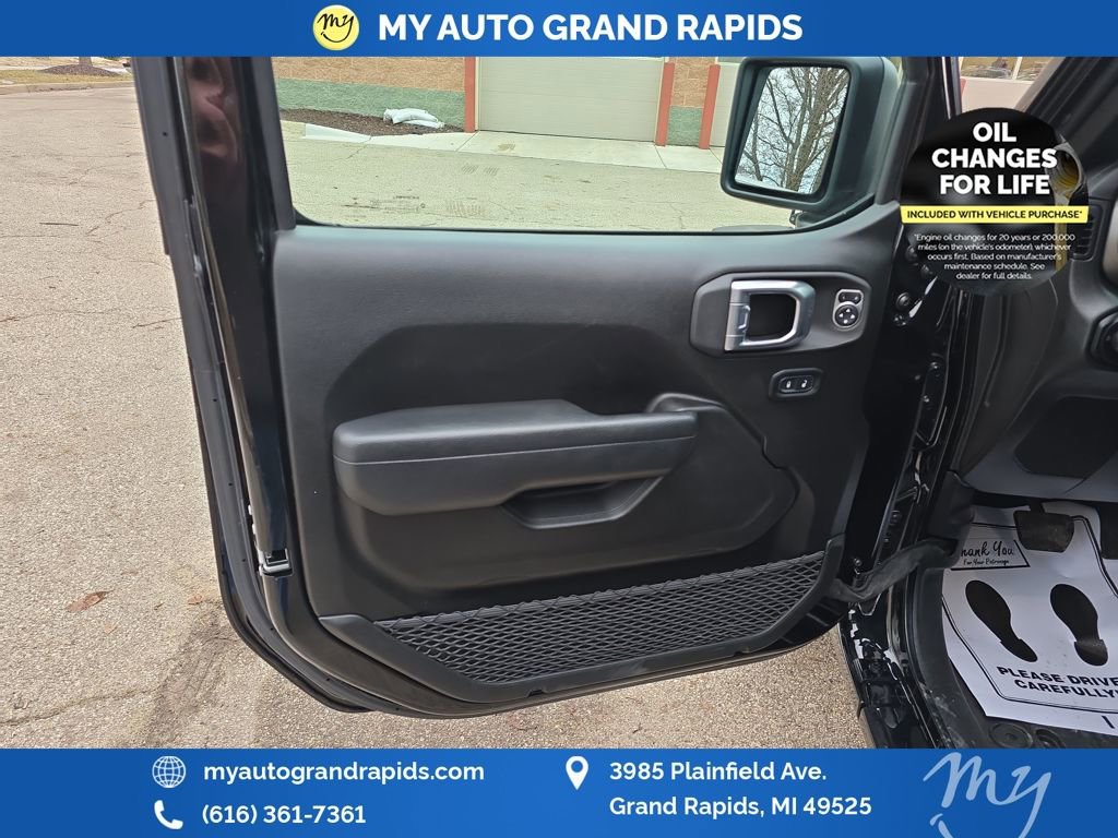 Used 2022 Jeep Wrangler Unlimited Sport image 7