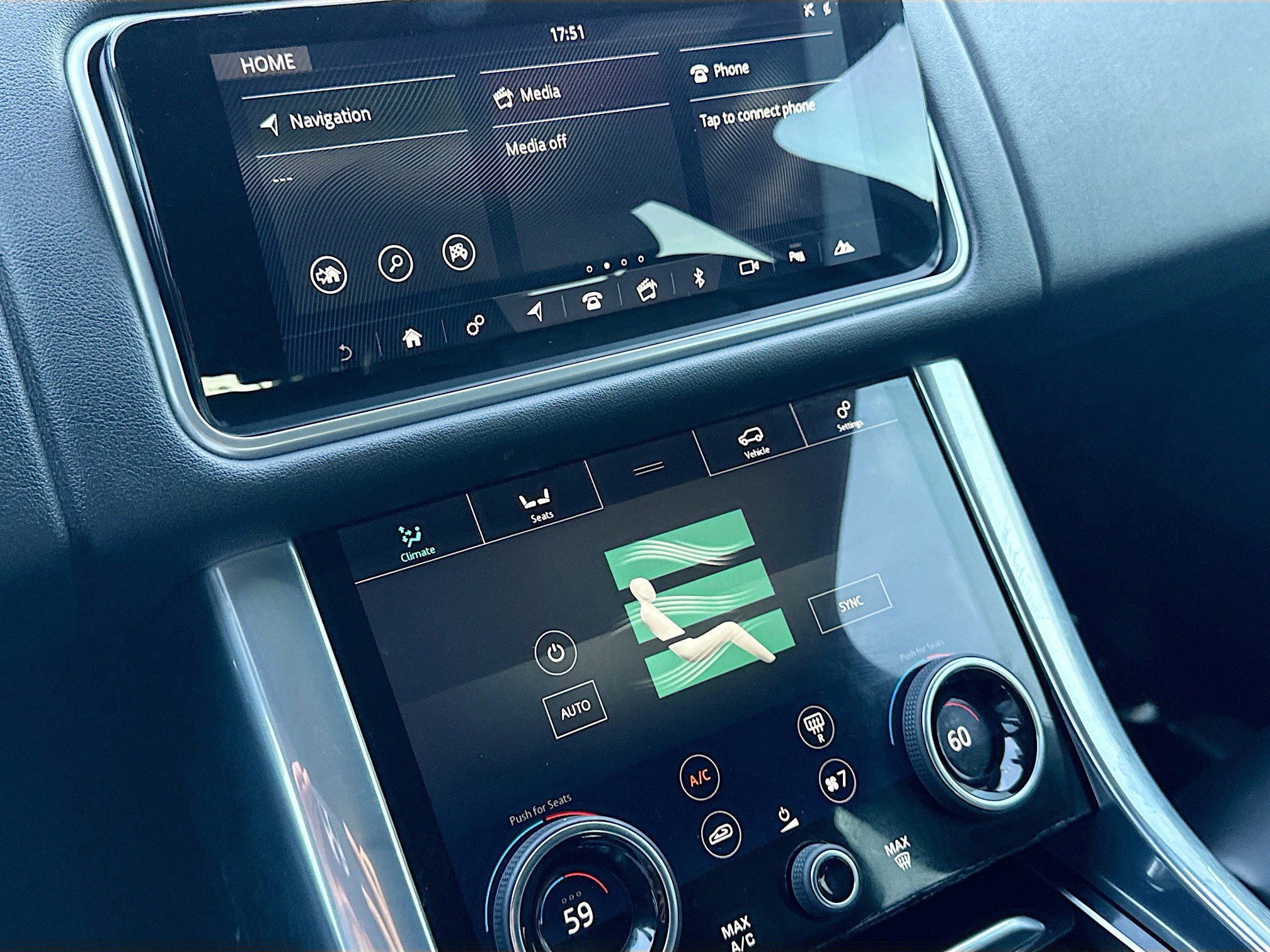 Used 2019 Land Rover Range Rover Sport HSE image 28