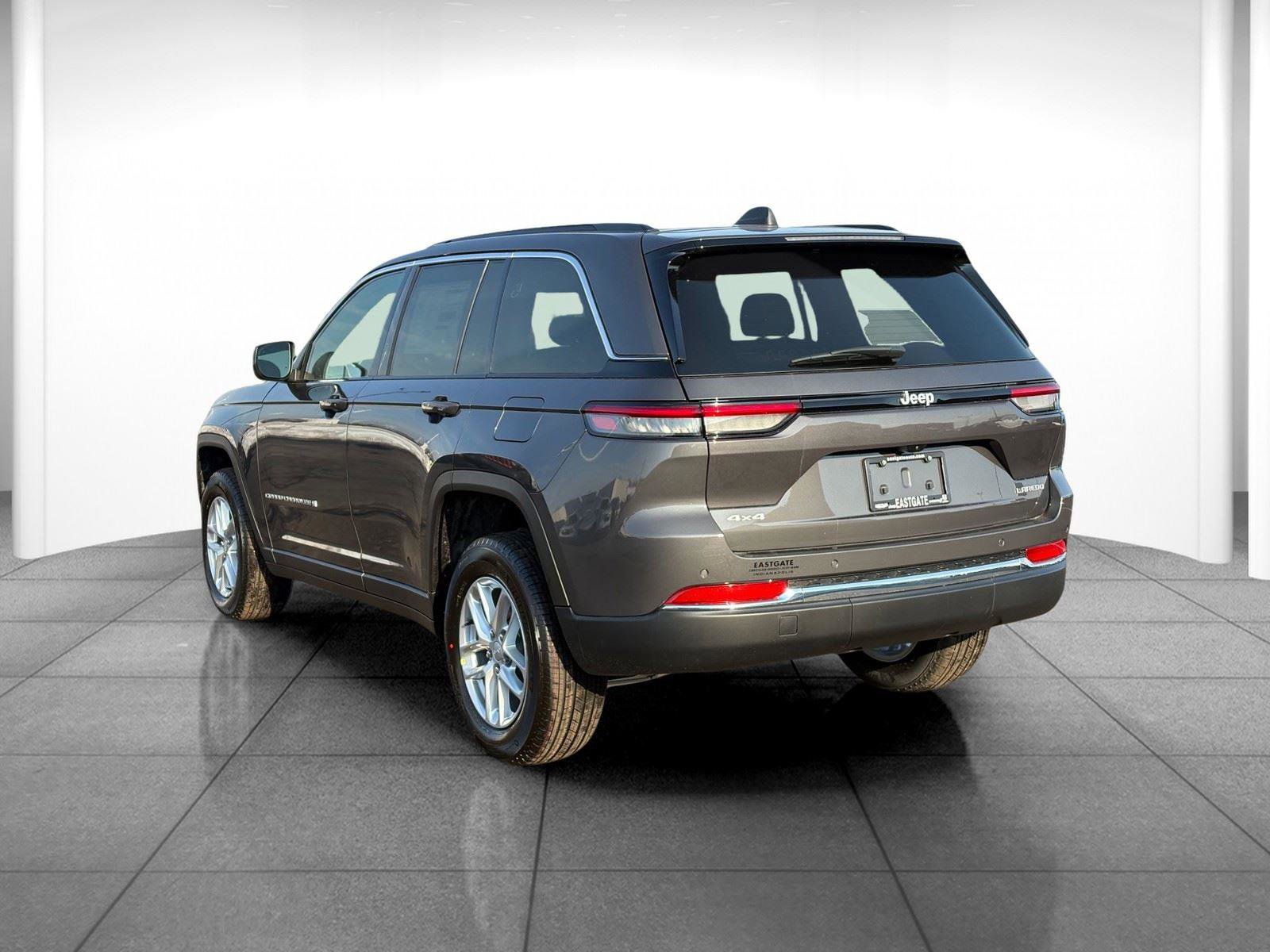 New 2026 Jeep Grand Cherokee Laredo X image 5