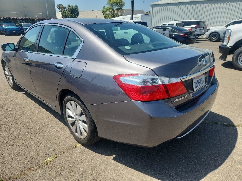 Used 2015 Honda Accord EX image 10