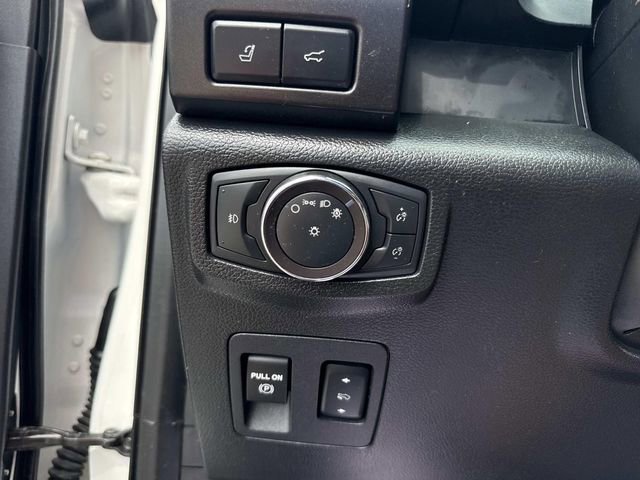Used 2019 Ford Expedition Limited w/ Equipment Group 301A RWD image 23