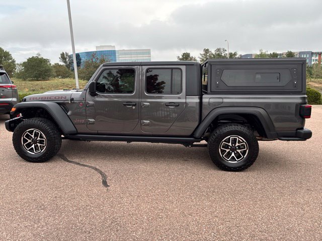 Used 2024 Jeep Gladiator Rubicon w/ Technology Group AWD/4WD image 4