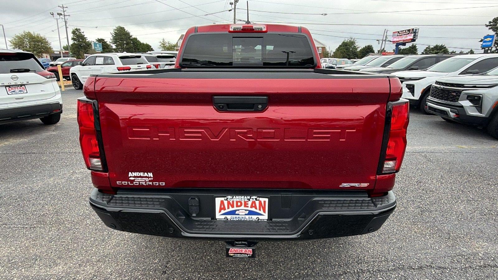 New 2026 Chevrolet Colorado ZR2 w/ Technology Package AWD/4WD image 10