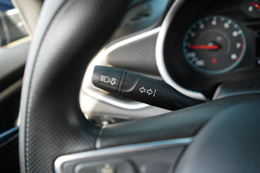 Used 2022 Chevrolet Malibu LT FWD image 33