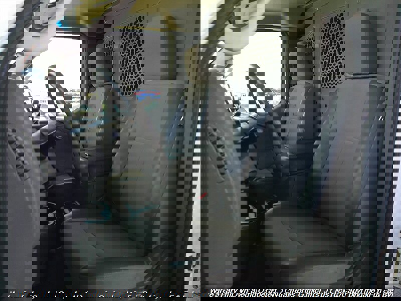 Used 2014 Nissan NV 2500 SV w/ Technology Package image 14