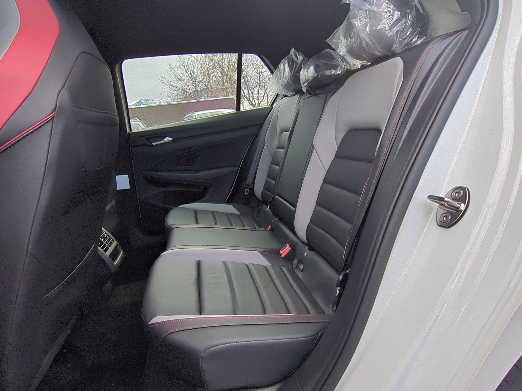 New 2026 Volkswagen GTI SE image 18