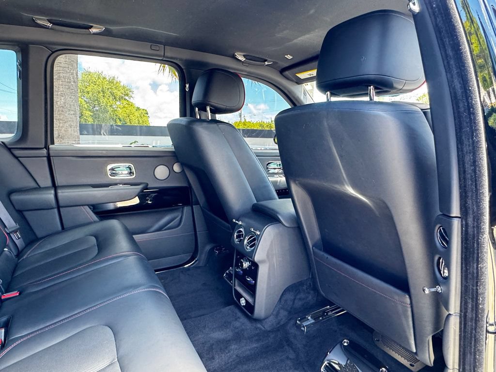 Used 2021 Rolls-Royce Cullinan AWD/4WD image 35
