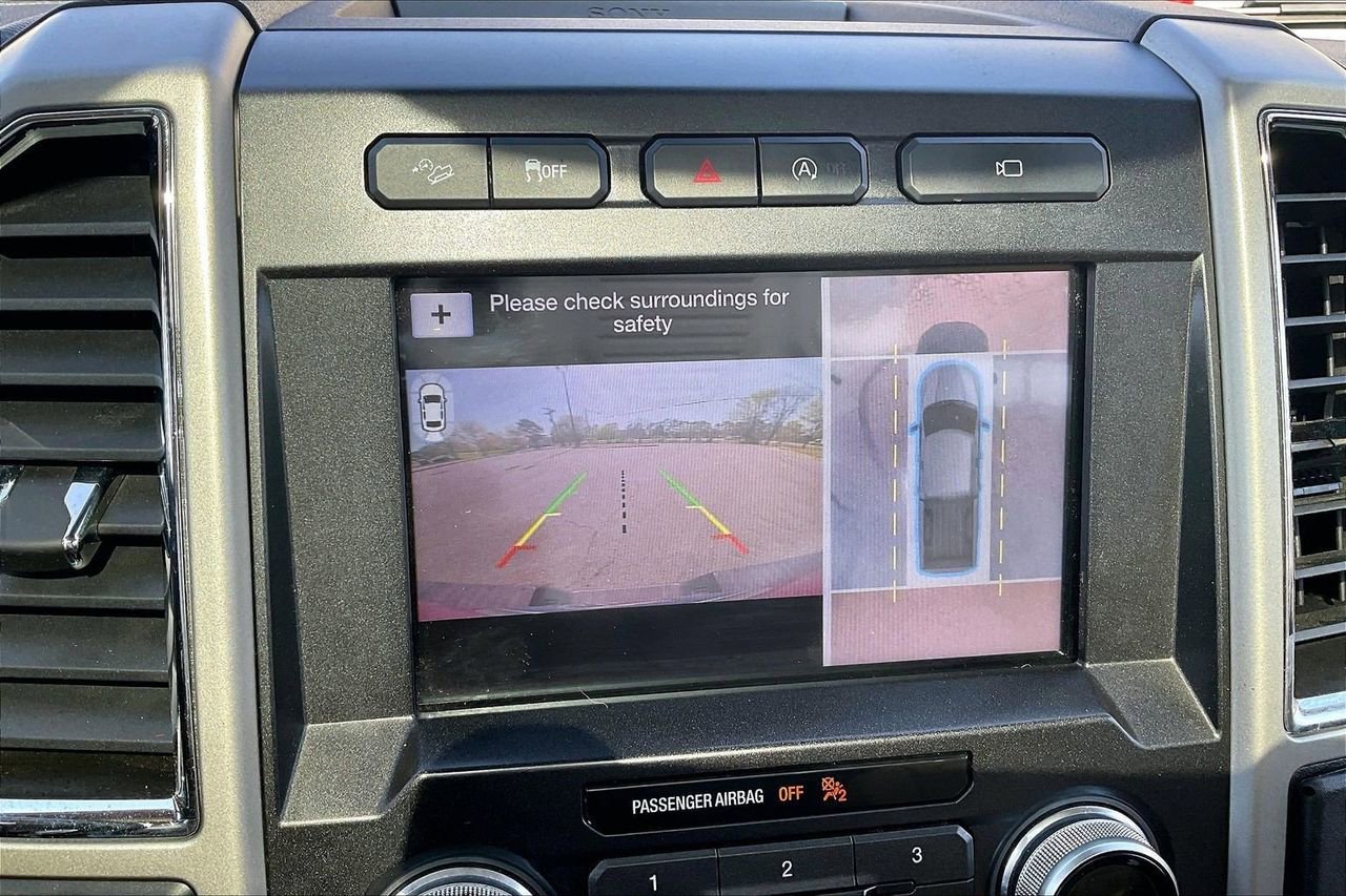 Used 2017 Ford F150 Lariat w/ Equipment Group 502A Luxury image 15