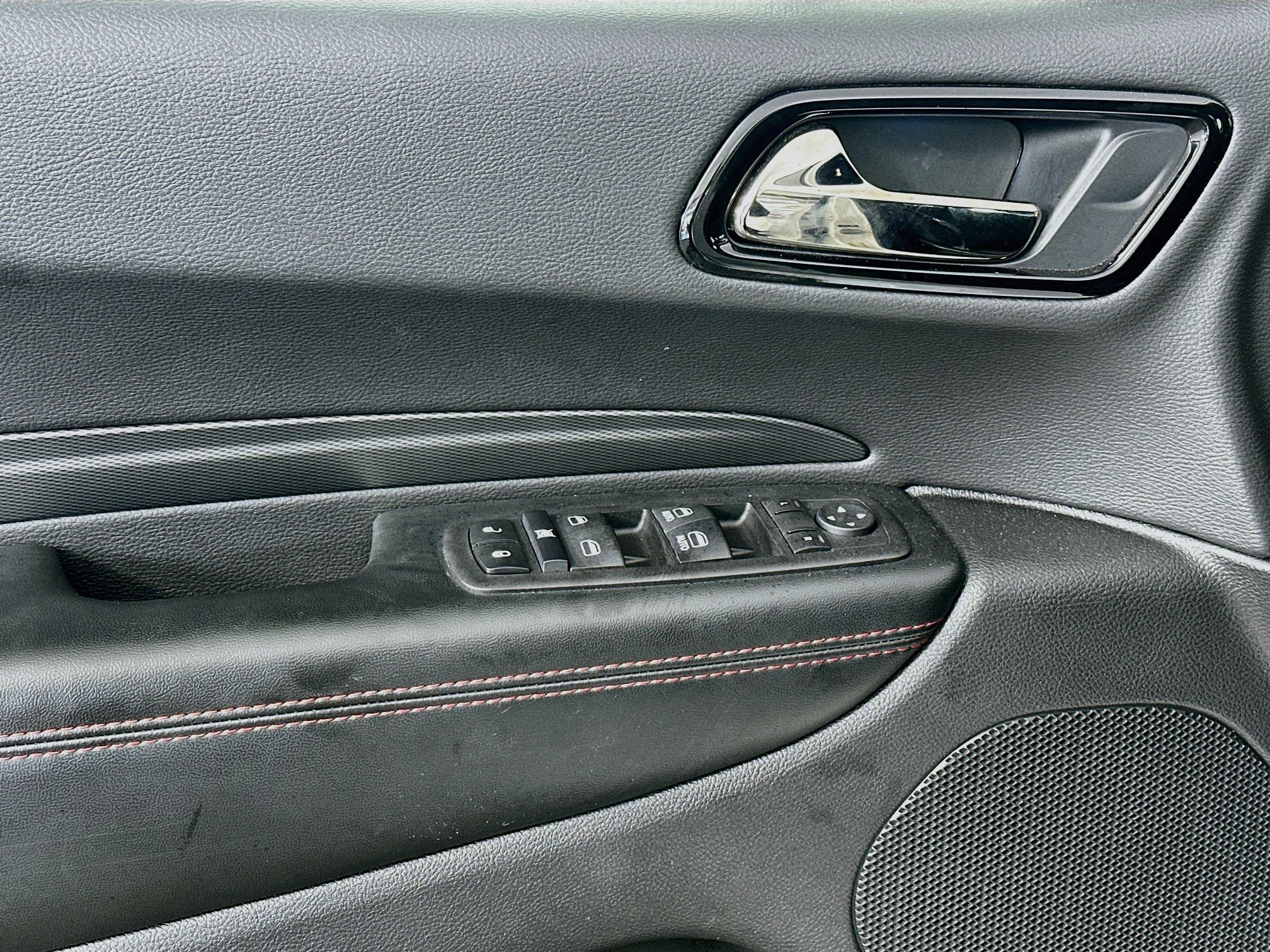 Used 2025 Dodge Durango GT RWD image 15