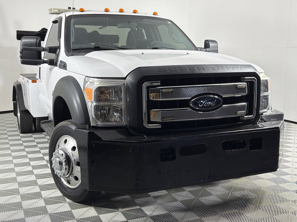 Used 2015 Ford F450 XL w/ Power Equipment Group RWD image 2