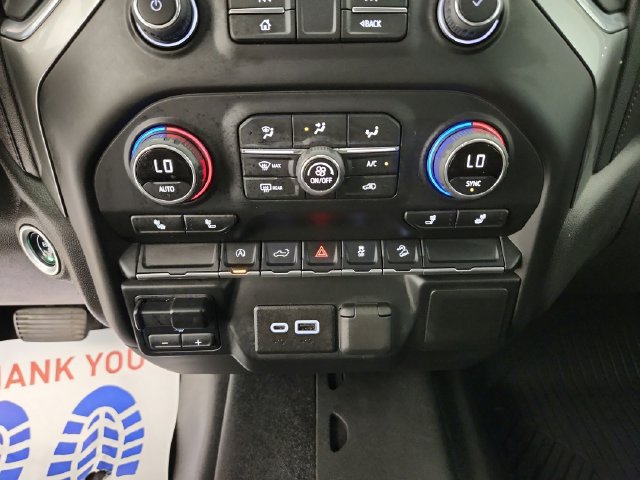 Used 2022 Chevrolet Silverado 1500 LT w/ Z71 Off-Road Package AWD/4WD image 19