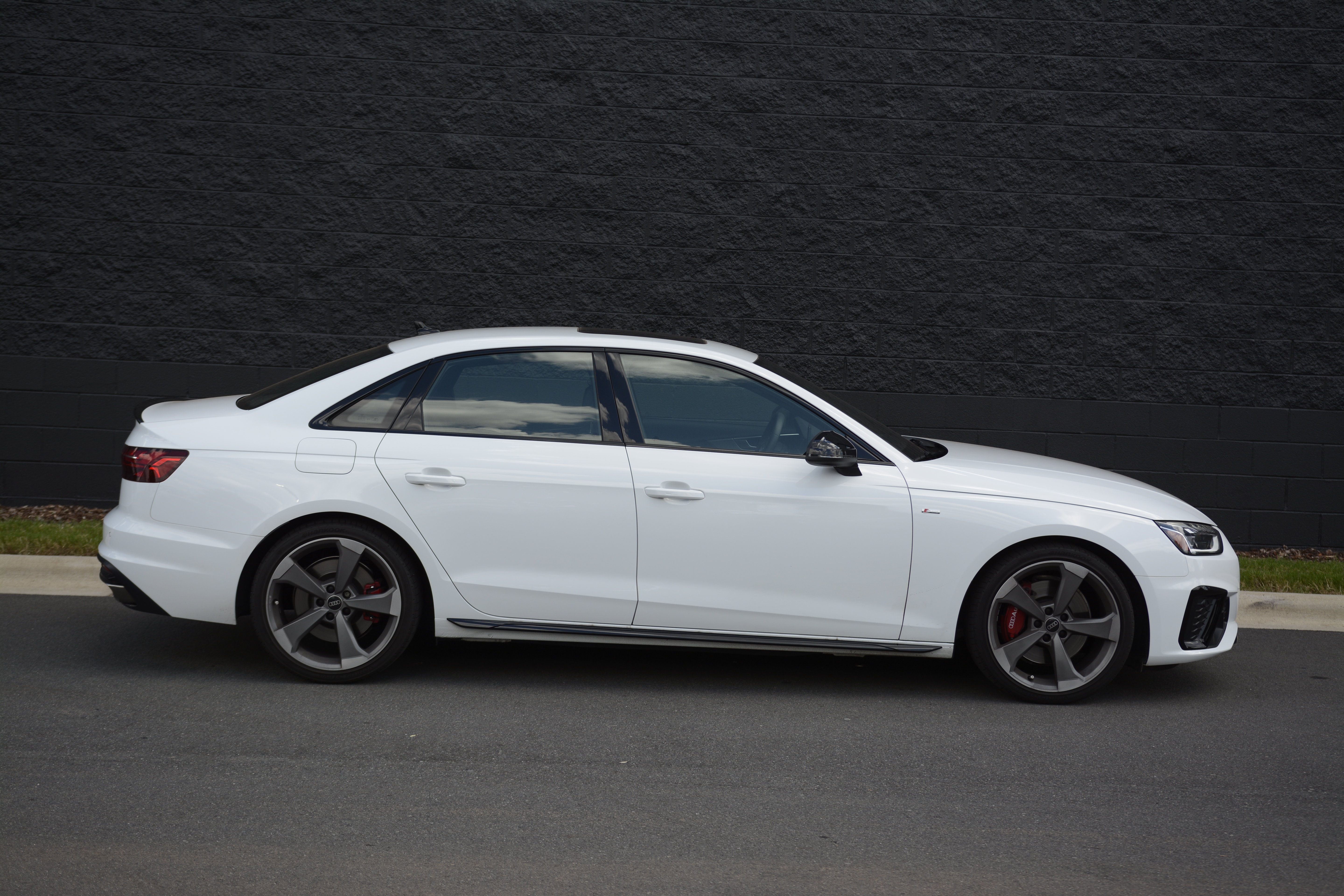 Used 2023 Audi A4 2.0T Premium Plus AWD/4WD image 8