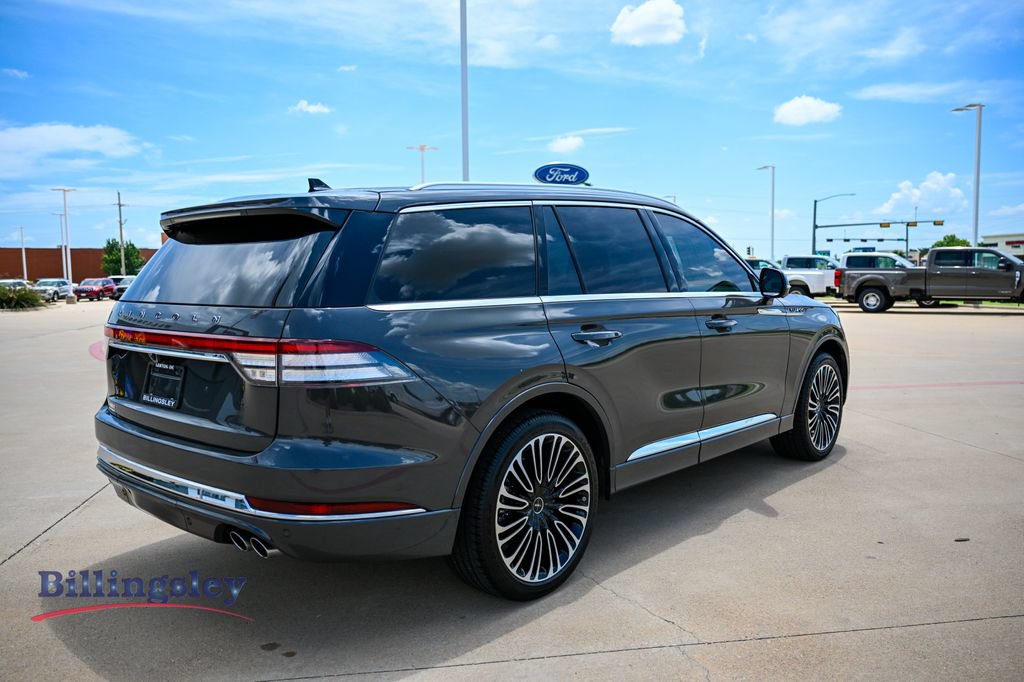 Used 2024 Lincoln Aviator Black Label w/ Class IV Trailer Tow Package AWD/4WD image 7