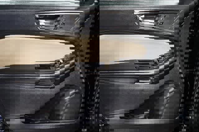 Used 2016 Ford Edge SEL w/ Equipment Group 201A image 22